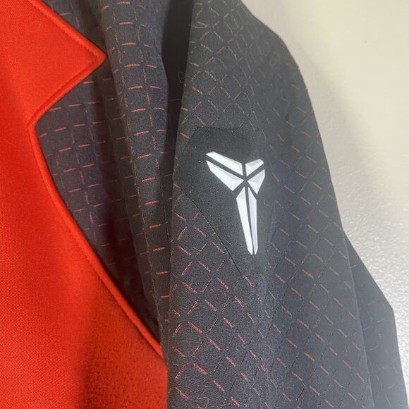 KOBE BRYANT Nike Track Style Jacket Mens XL 406054-611 Red Black Full Zip FLAW - Picture 3 of 16